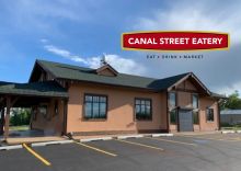 Canal Street Eatery